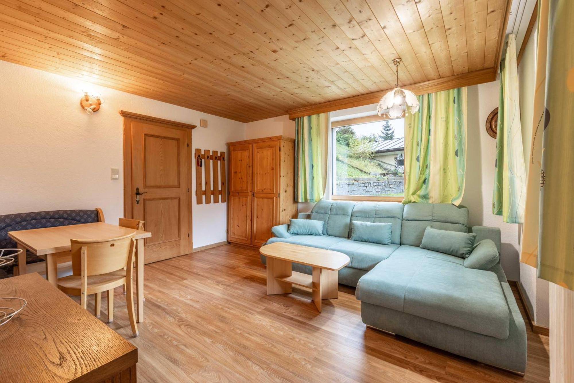 Haus Weinberg Apartment Pettneu am Arlberg Ngoại thất bức ảnh