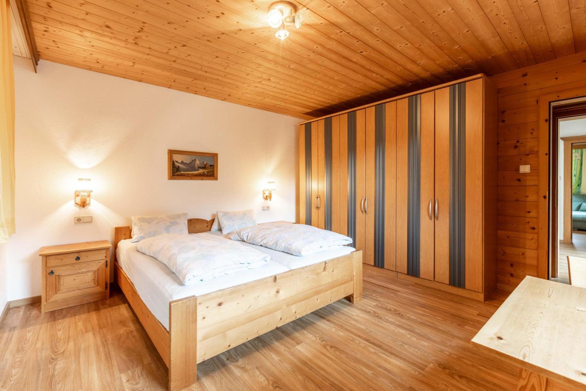 Haus Weinberg Apartment Pettneu am Arlberg Ngoại thất bức ảnh