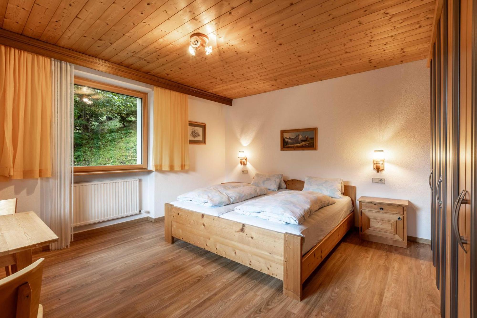Haus Weinberg Apartment Pettneu am Arlberg Ngoại thất bức ảnh